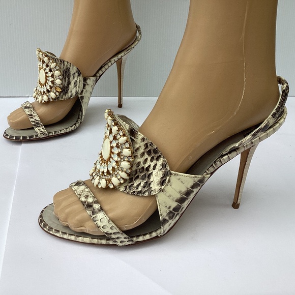 Manolo Blahnik Ronda Snake Embellished Slingback Heels 38.5 / 8 - Picture 1 of 12